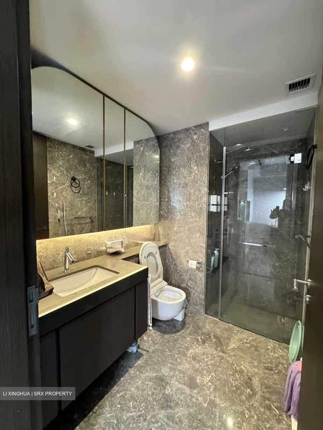 Avenue South Residence (D3), Apartment #573556771